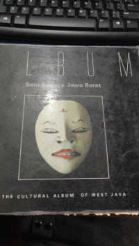 Image of Album Seni Budaya Jawa Barat
